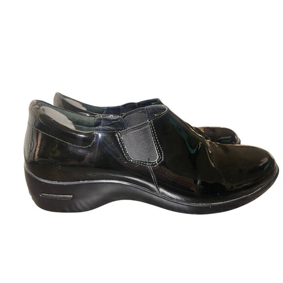 COLE HAAN x NikeAir Waterproof Patent Leather Clogs Women's Sz. 8.5B - Picture 2 of 9